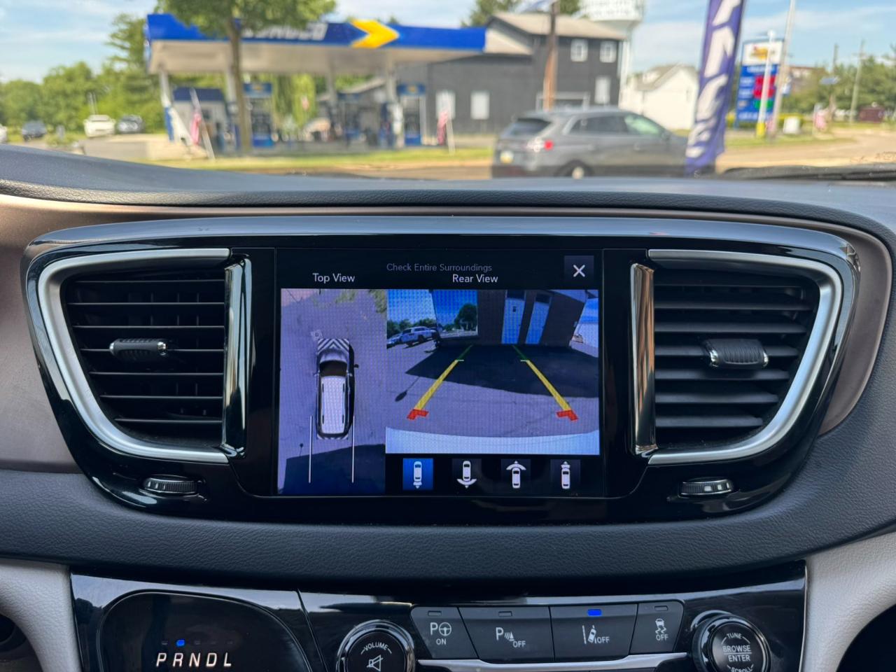 Chrysler Pacifica Touring-L Plus FWD 2017