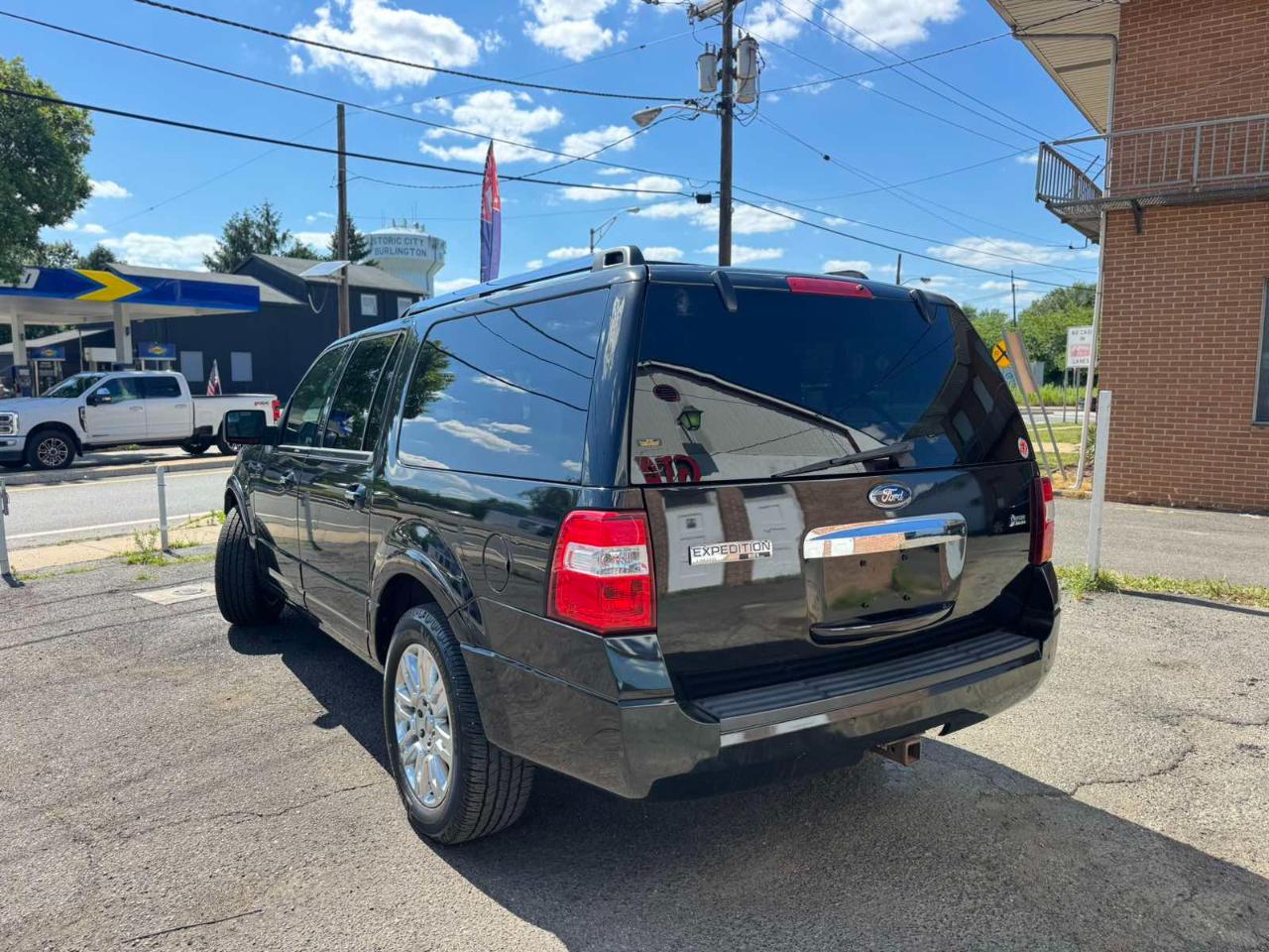 Ford Expedition EL 4WD 4dr Limited 2012