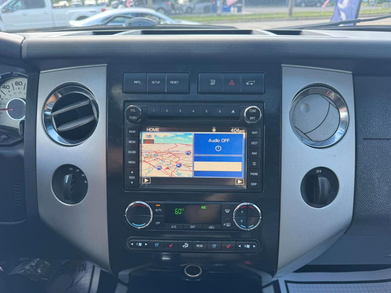 Ford Expedition EL 4WD 4dr Limited 2012