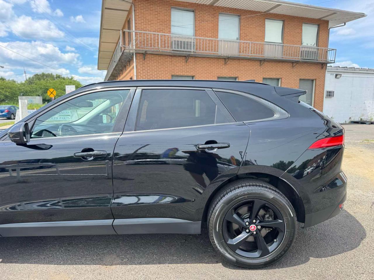 Jaguar F-Pace 25t Premium AWD 2018