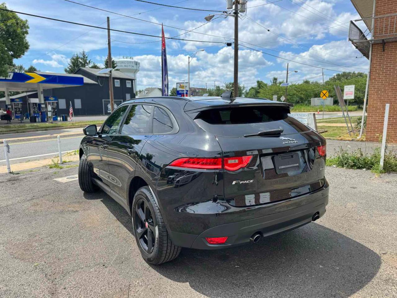 Jaguar F-Pace 25t Premium AWD 2018