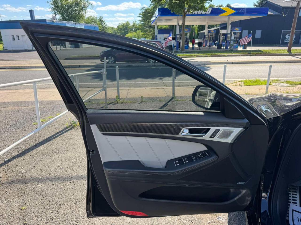 Genesis G80 3.3T Sport RWD 2018