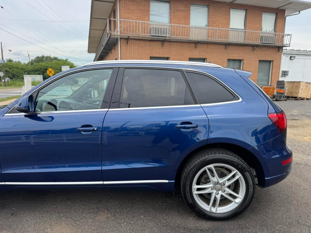 Audi Q5 quattro 4dr 2.0T Premium Plus 2013