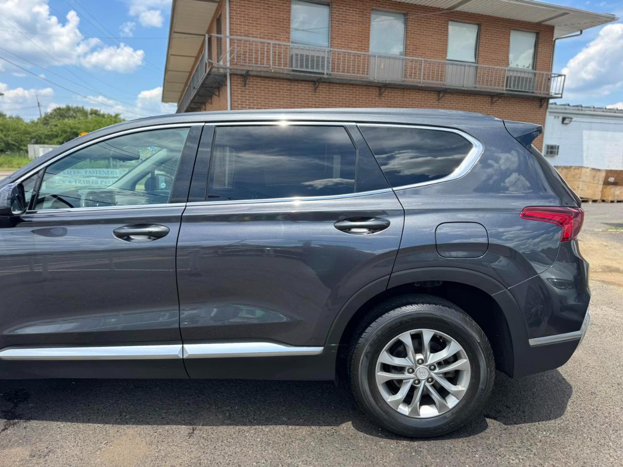 Hyundai Santa Fe SEL 2.4L Auto AWD 2020