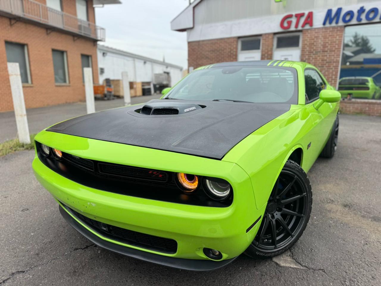 Dodge Challenger 2dr Cpe R/T Plus Shaker 2015