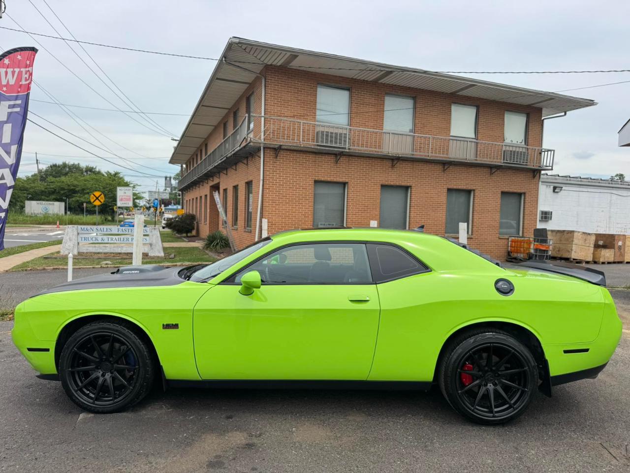 Dodge Challenger 2dr Cpe R/T Plus Shaker 2015