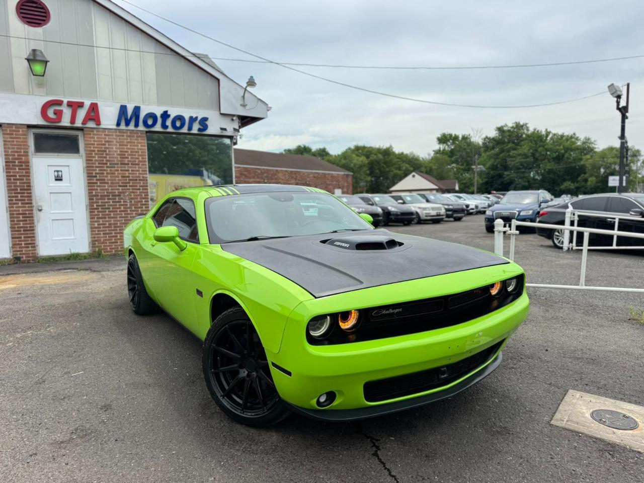 Dodge Challenger 2dr Cpe R/T Plus Shaker 2015