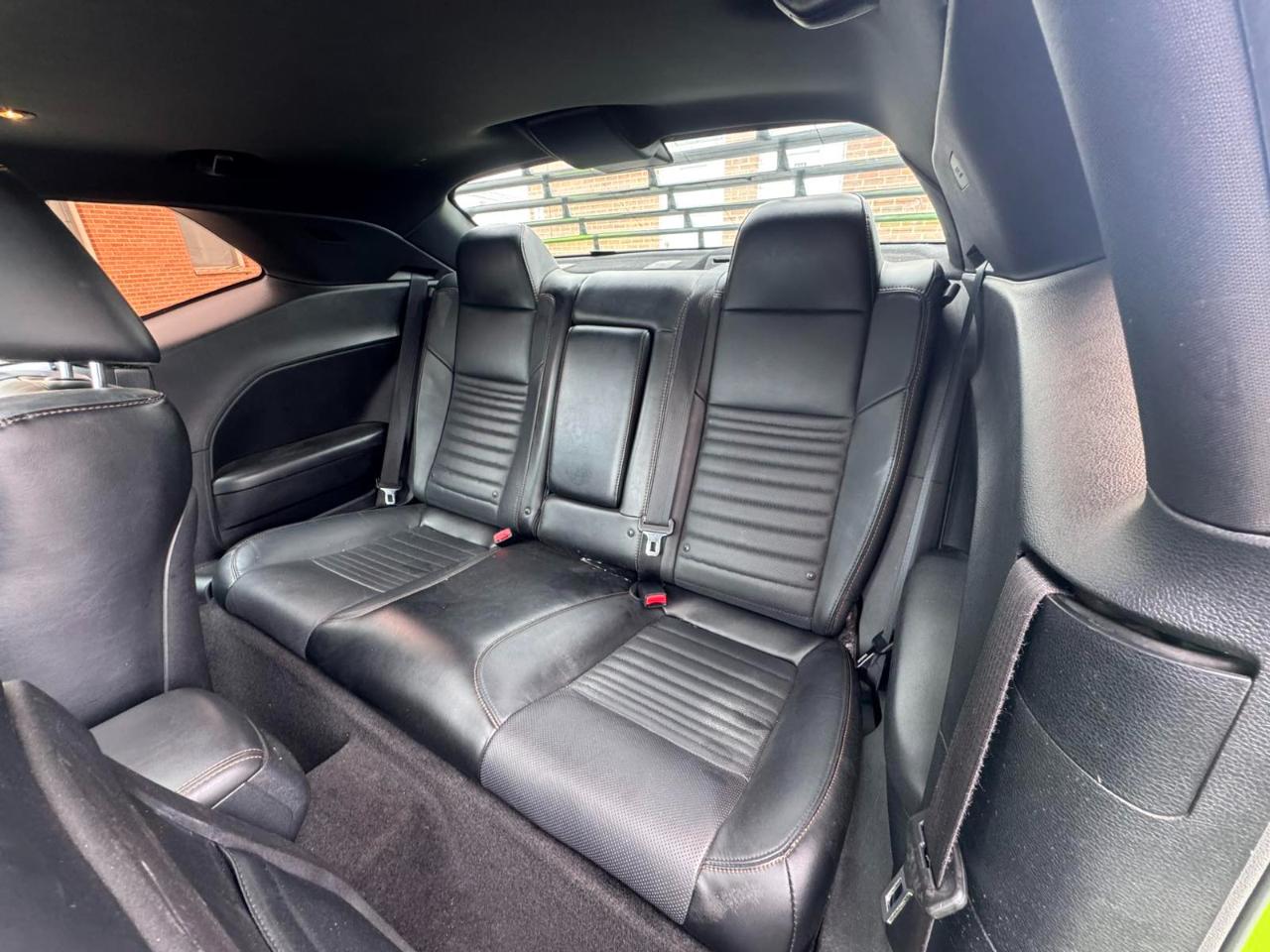 Dodge Challenger 2dr Cpe R/T Plus Shaker 2015