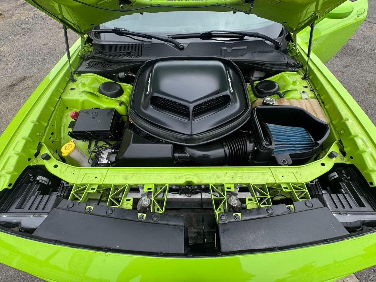 Dodge Challenger 2dr Cpe R/T Plus Shaker 2015