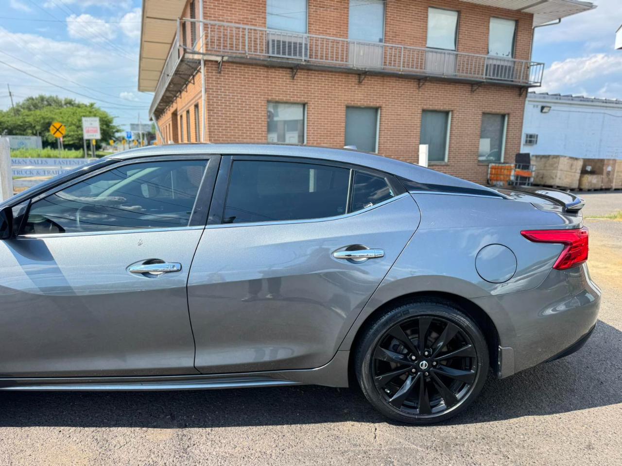 Nissan Maxima SR 3.5L 2017