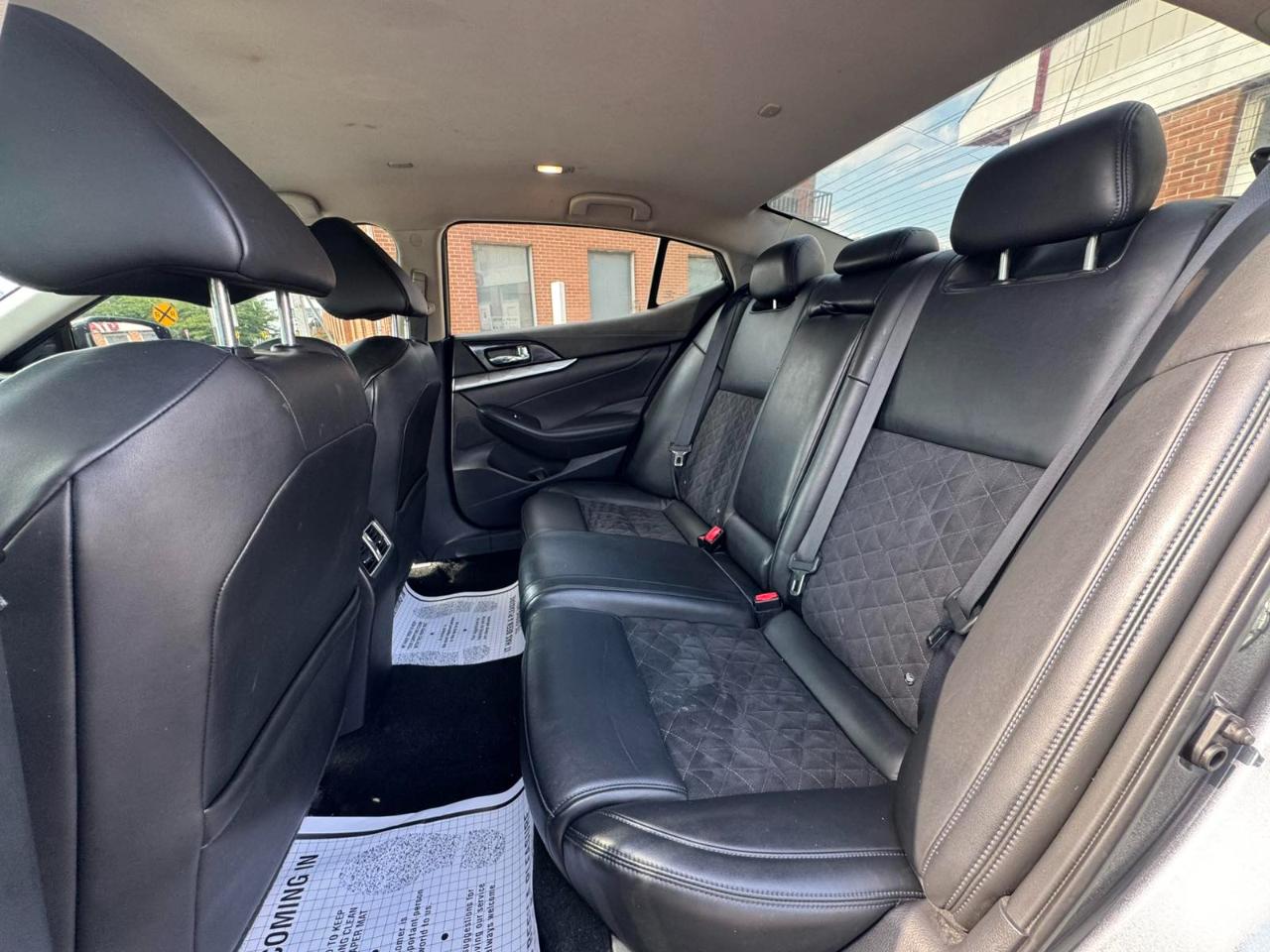 Nissan Maxima SR 3.5L 2017