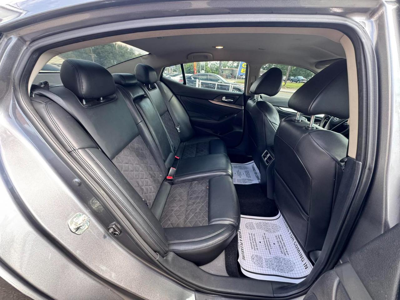 Nissan Maxima SR 3.5L 2017
