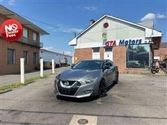 2017 Nissan Maxima 