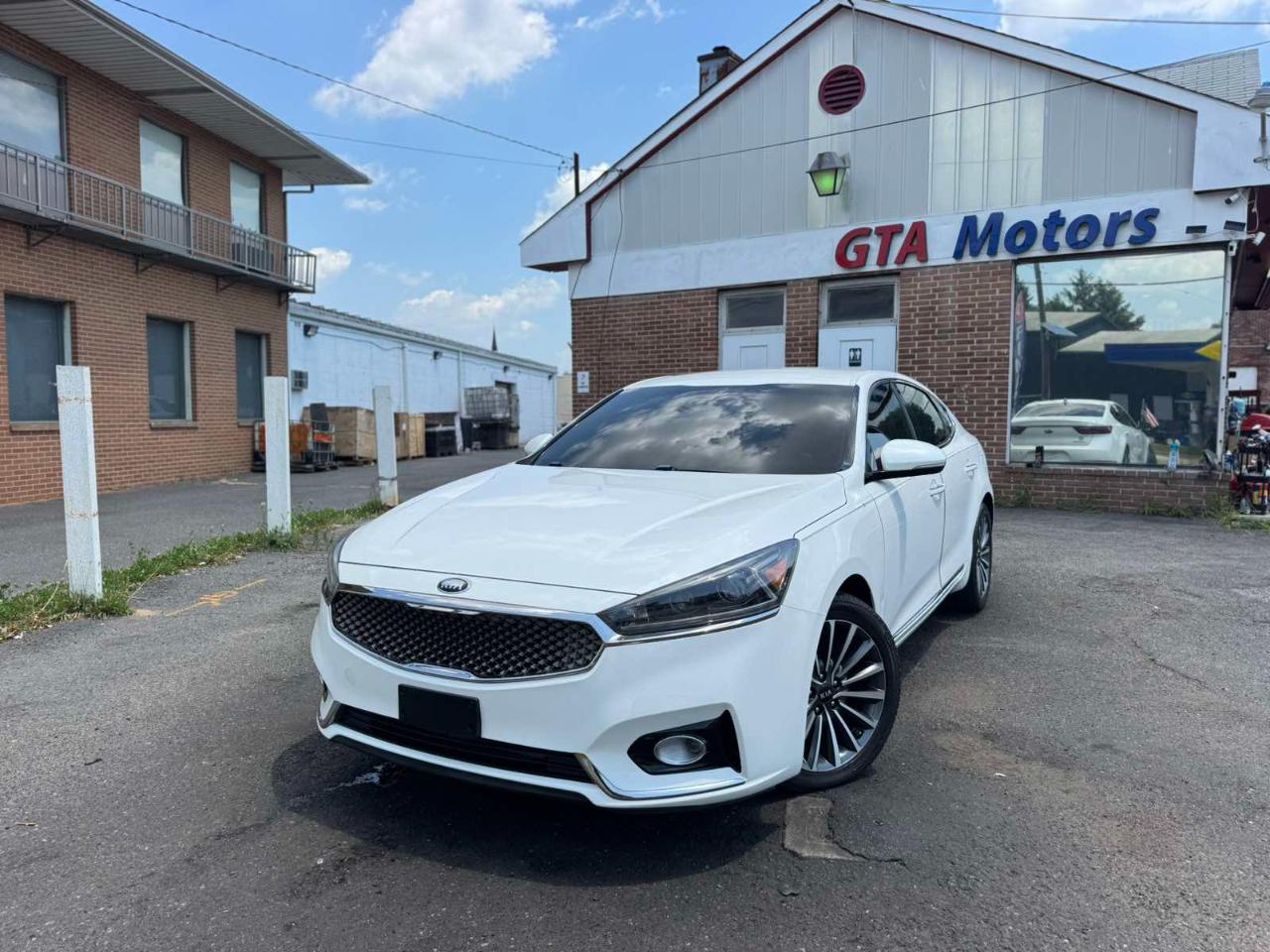 Kia Cadenza Premium Sedan 2018