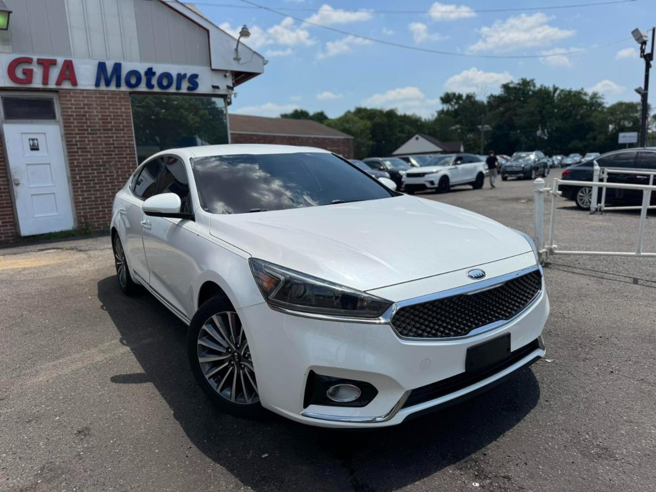 Kia Cadenza Premium Sedan 2018
