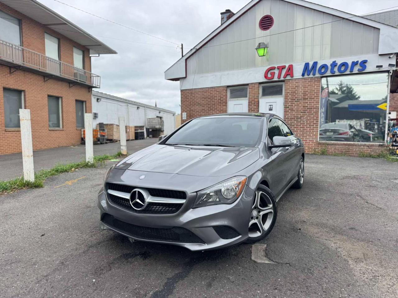 Mercedes-Benz CLA-Class 4dr Sdn CLA 250 FWD 2014