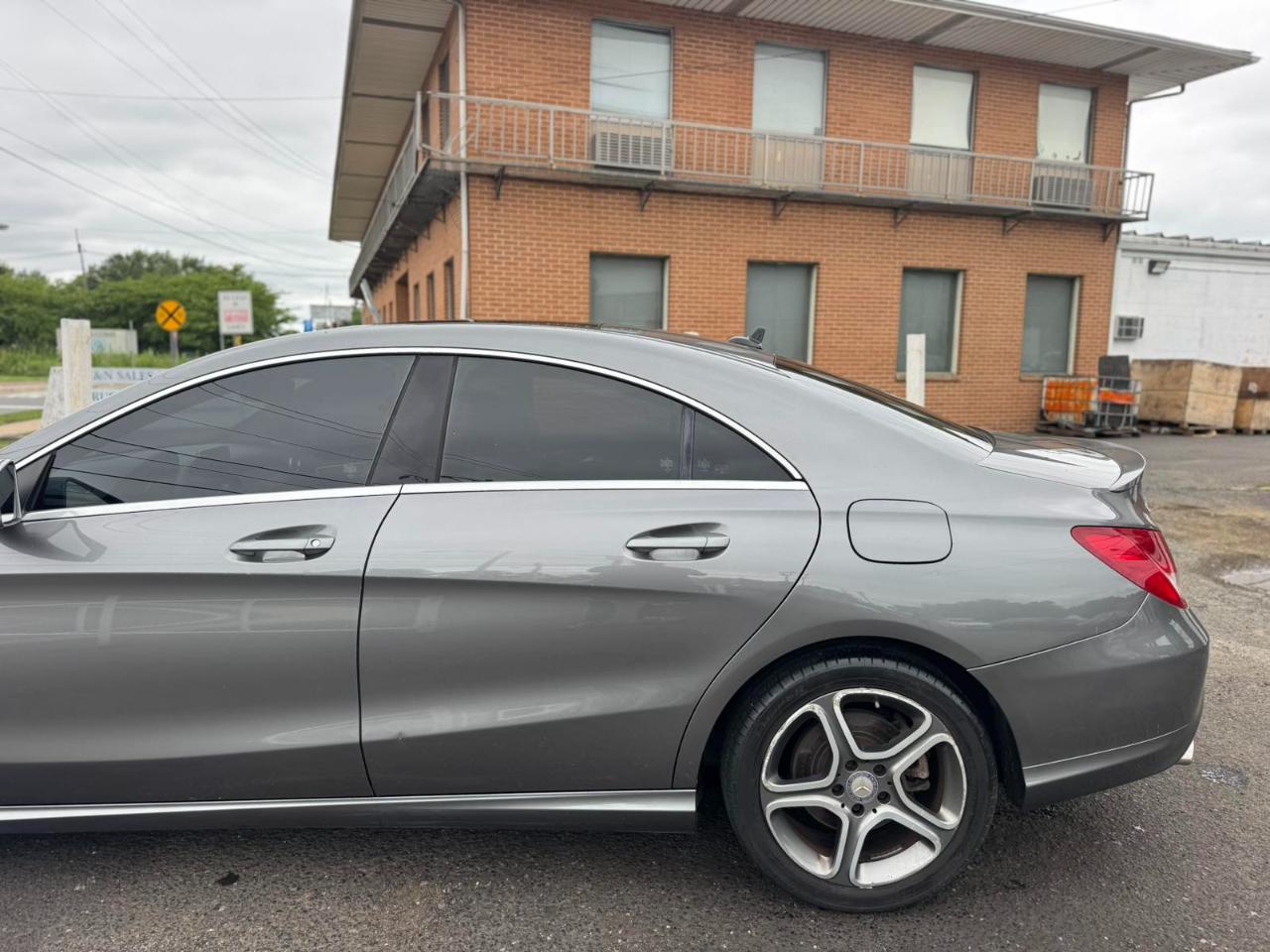 Mercedes-Benz CLA-Class 4dr Sdn CLA 250 FWD 2014