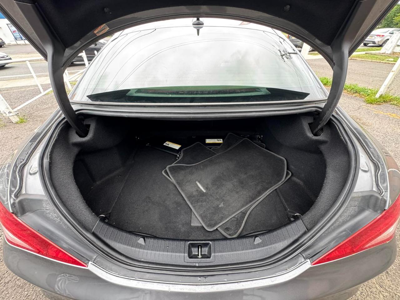 Mercedes-Benz CLA-Class 4dr Sdn CLA 250 FWD 2014