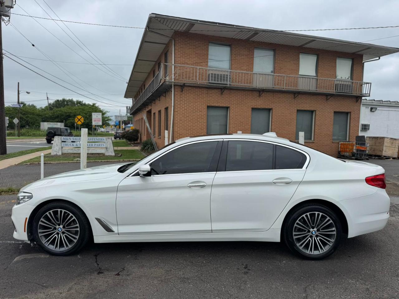 BMW 5 Series 530i Sedan 2018