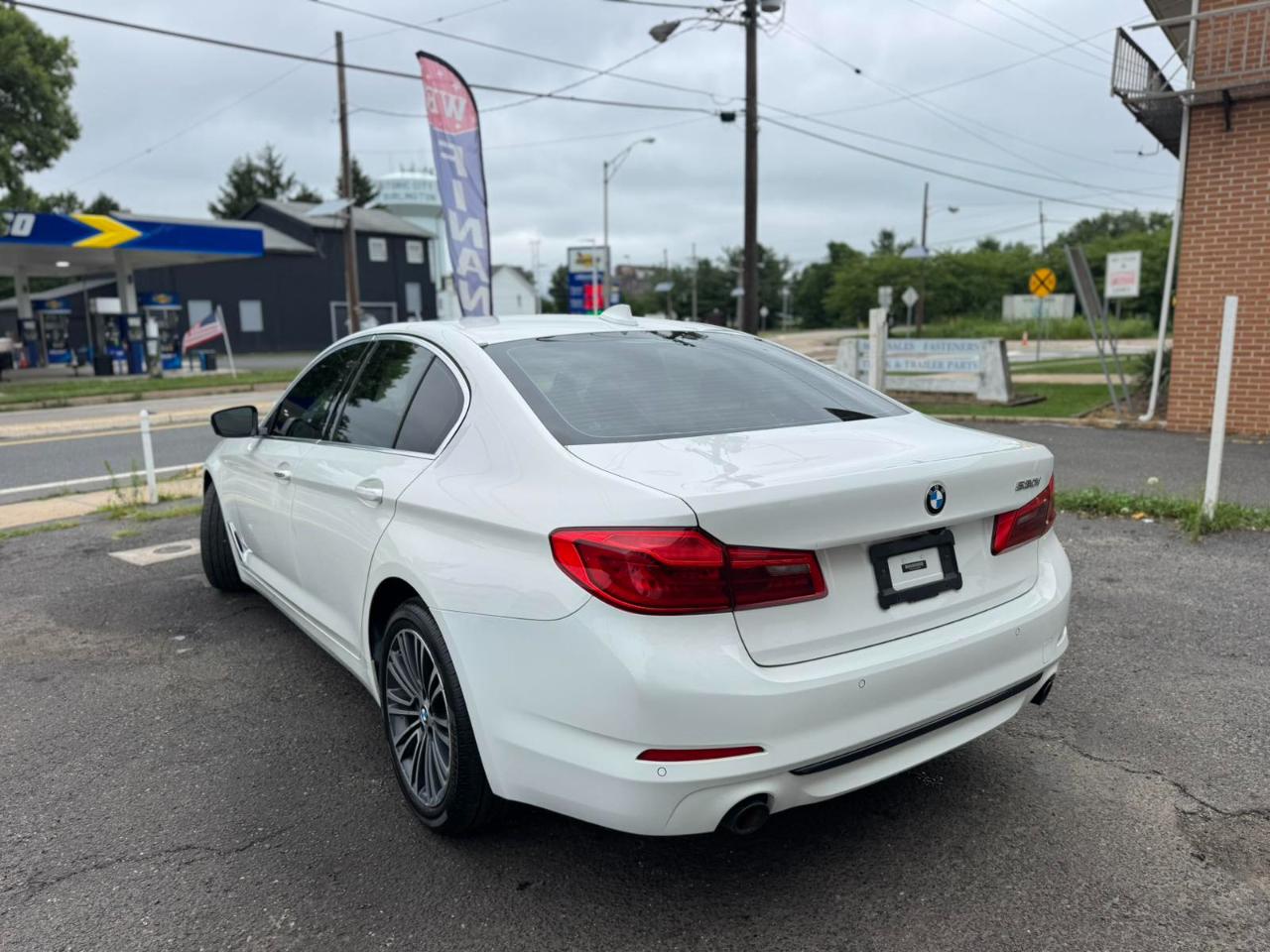 BMW 5 Series 530i Sedan 2018
