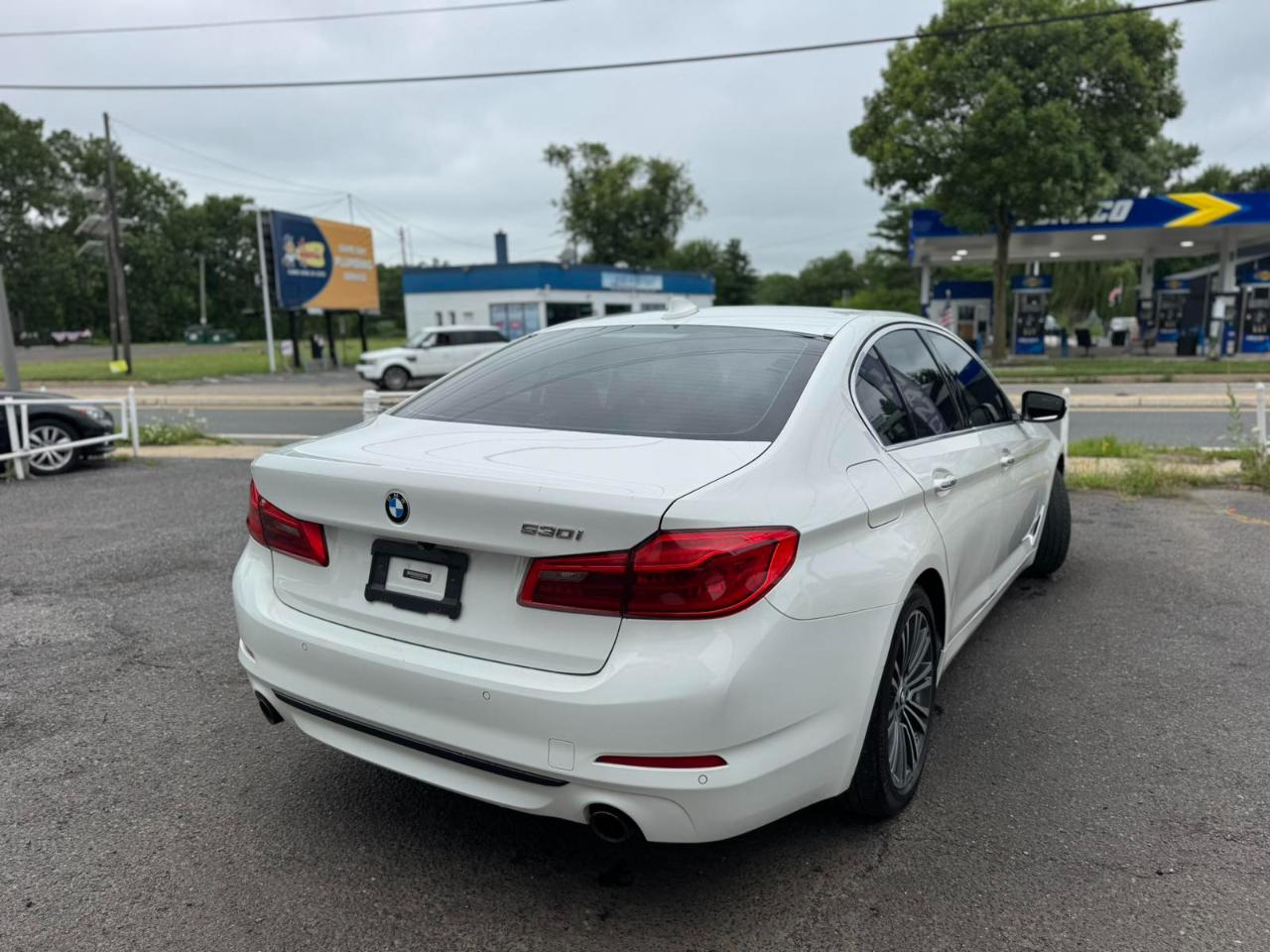 BMW 5 Series 530i Sedan 2018