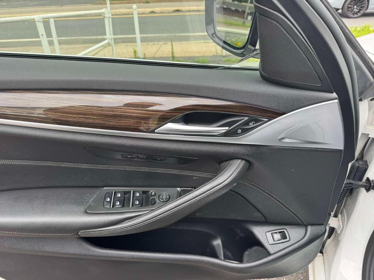 BMW 5 Series 530i Sedan 2018