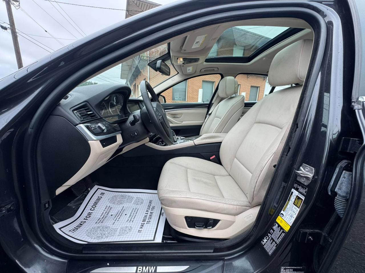 BMW 5 Series 4dr Sdn 528i xDrive AWD 2013