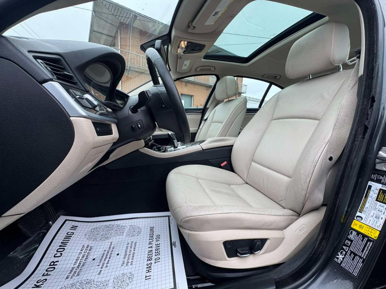 BMW 5 Series 4dr Sdn 528i xDrive AWD 2013