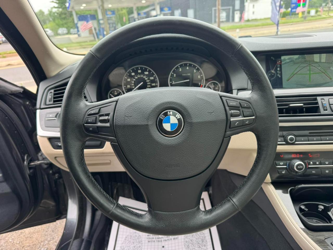 BMW 5 Series 4dr Sdn 528i xDrive AWD 2013