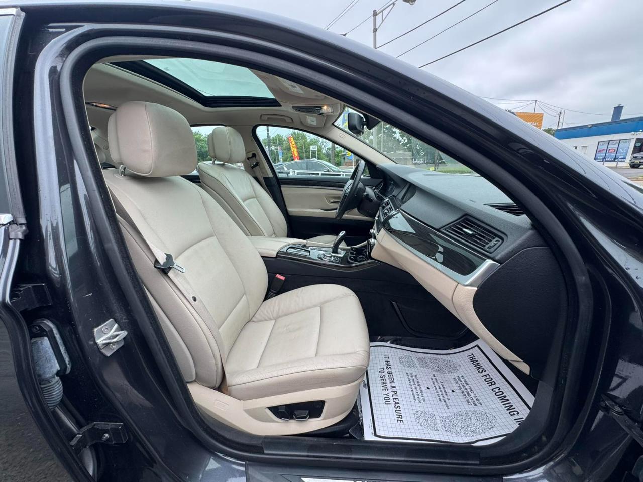 BMW 5 Series 4dr Sdn 528i xDrive AWD 2013
