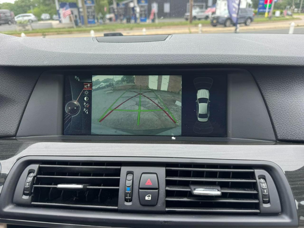 BMW 5 Series 4dr Sdn 528i xDrive AWD 2013
