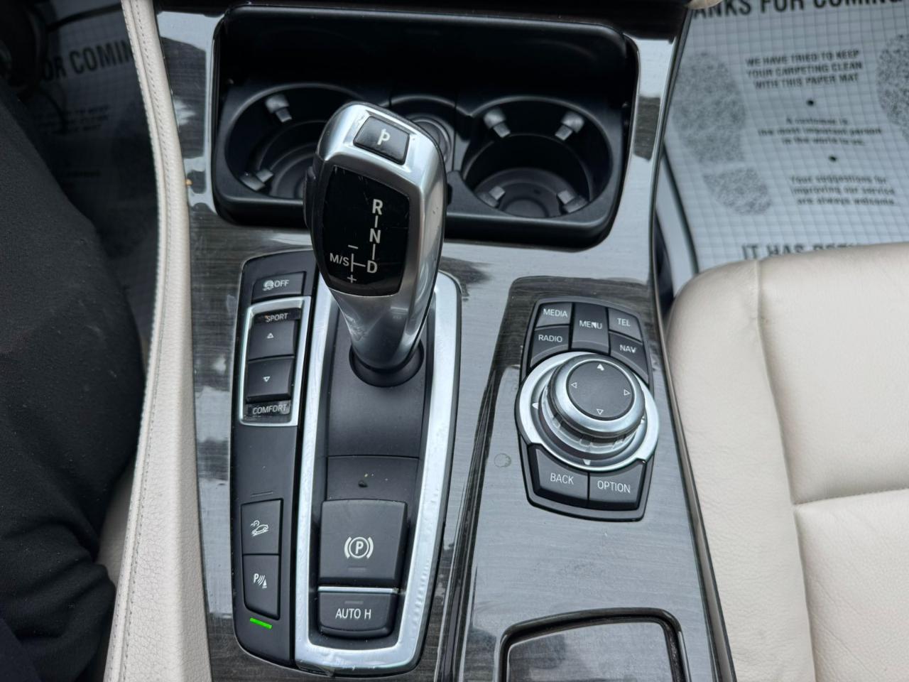 BMW 5 Series 4dr Sdn 528i xDrive AWD 2013