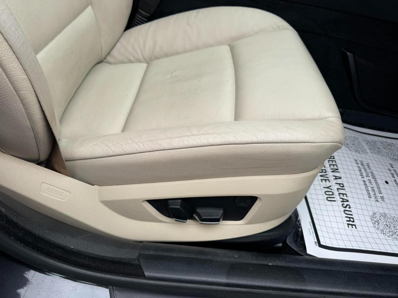BMW 5 Series 4dr Sdn 528i xDrive AWD 2013