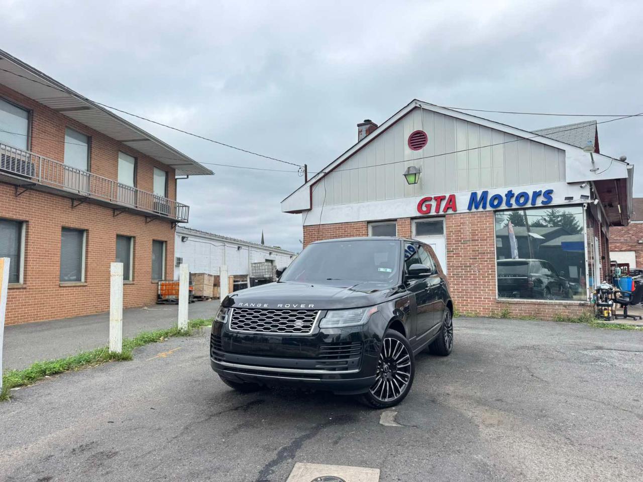 Land Rover Range Rover V6 Supercharged HSE SWB 2019