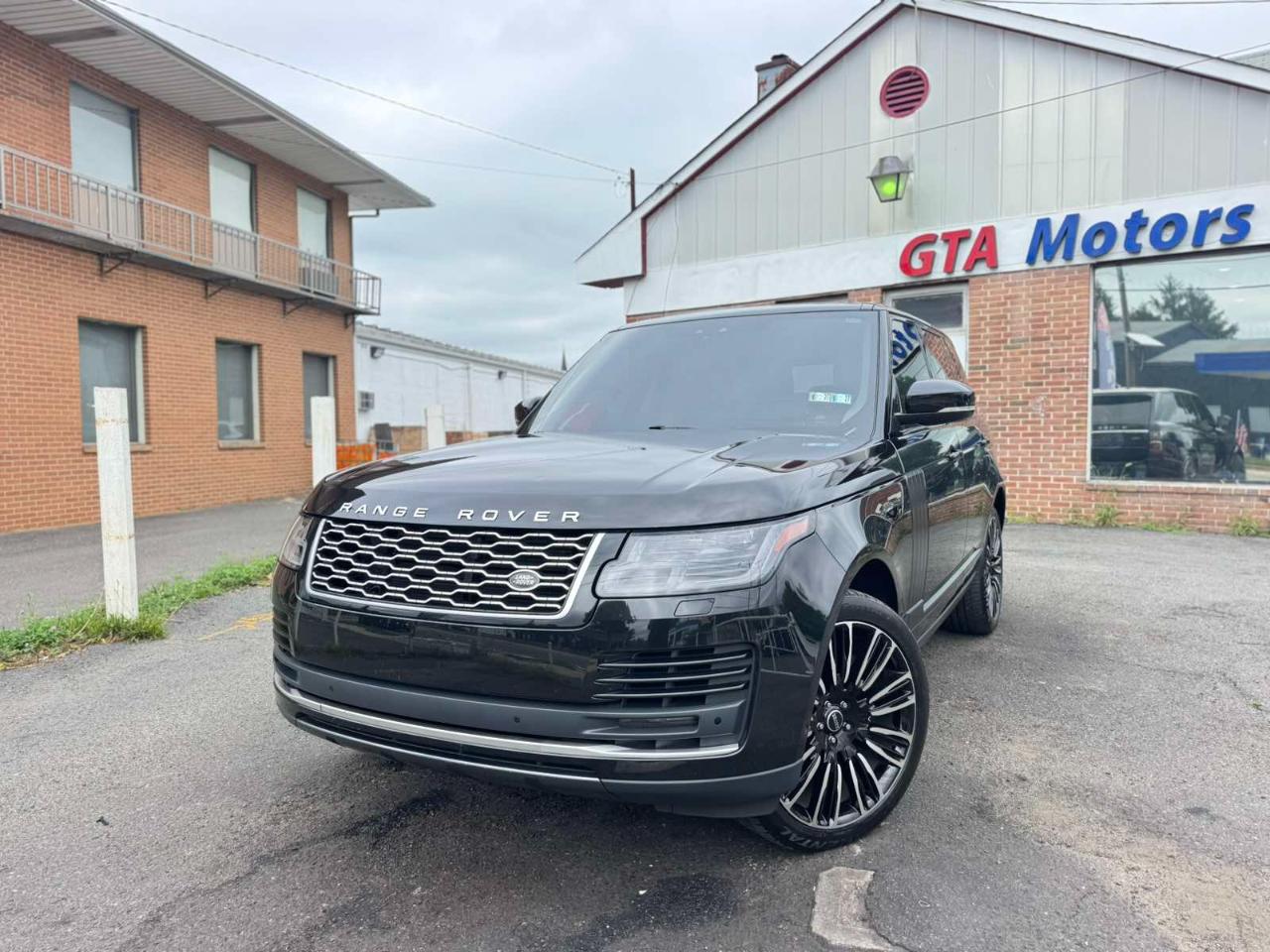 Land Rover Range Rover V6 Supercharged HSE SWB 2019