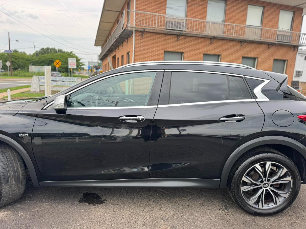 Infiniti QX30 Premium AWD *Ltd Avail* 2017