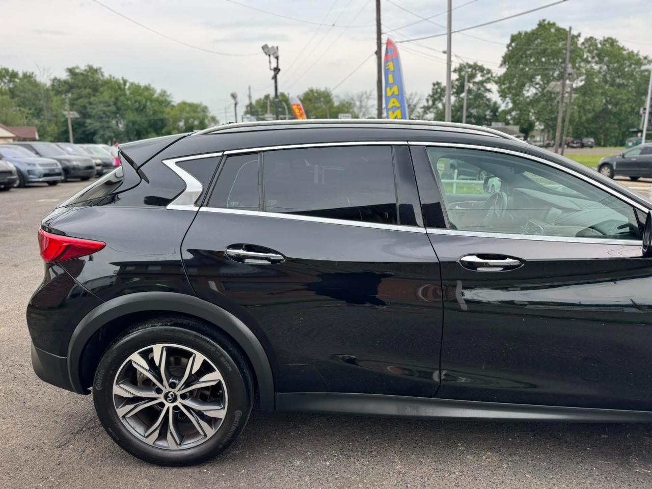 Infiniti QX30 Premium AWD *Ltd Avail* 2017