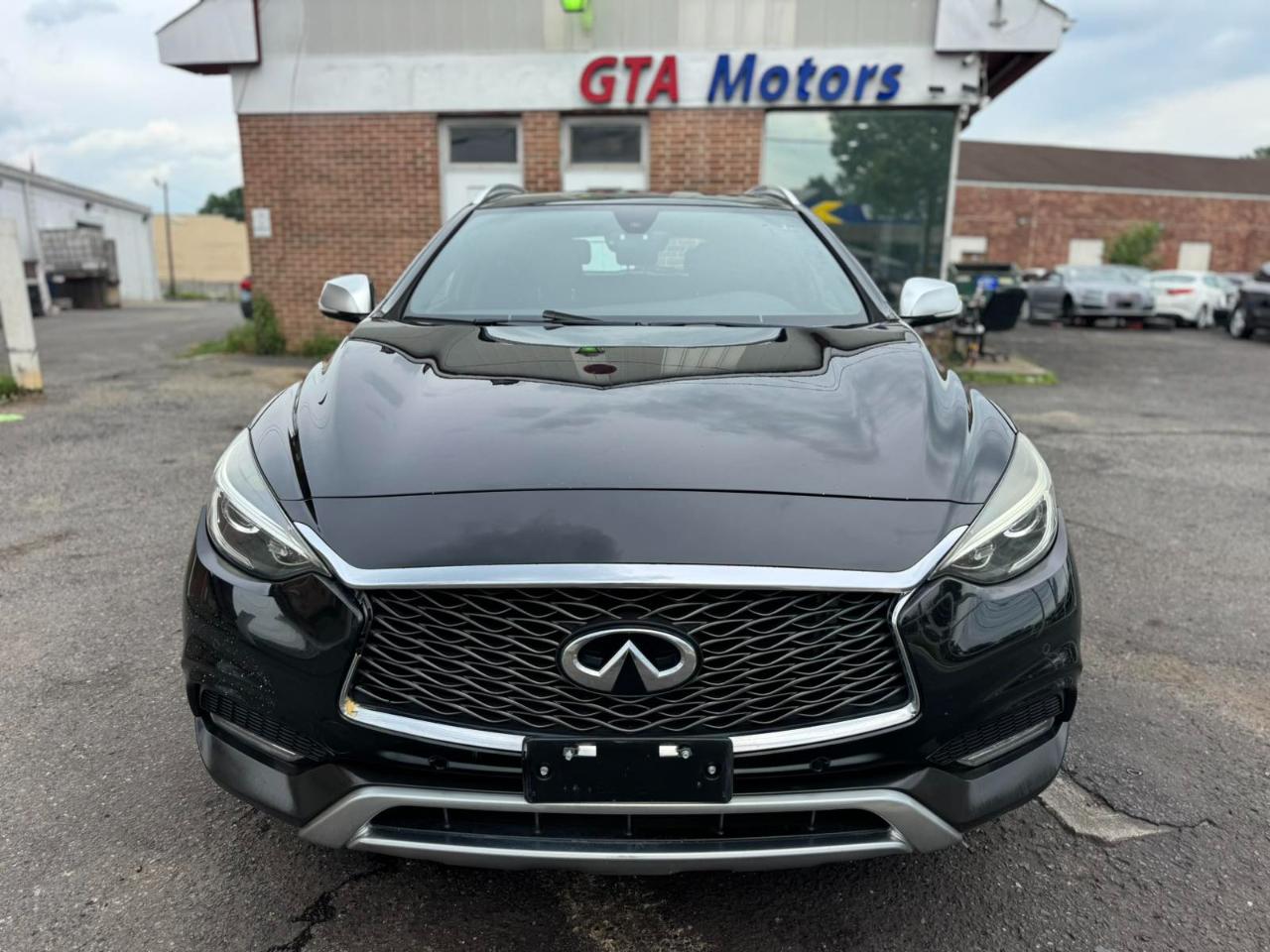 Infiniti QX30 Premium AWD *Ltd Avail* 2017