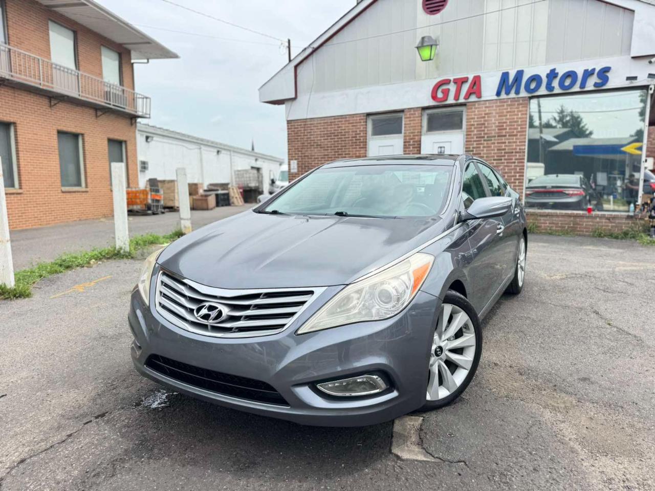 Hyundai Azera 4dr Sdn 2013