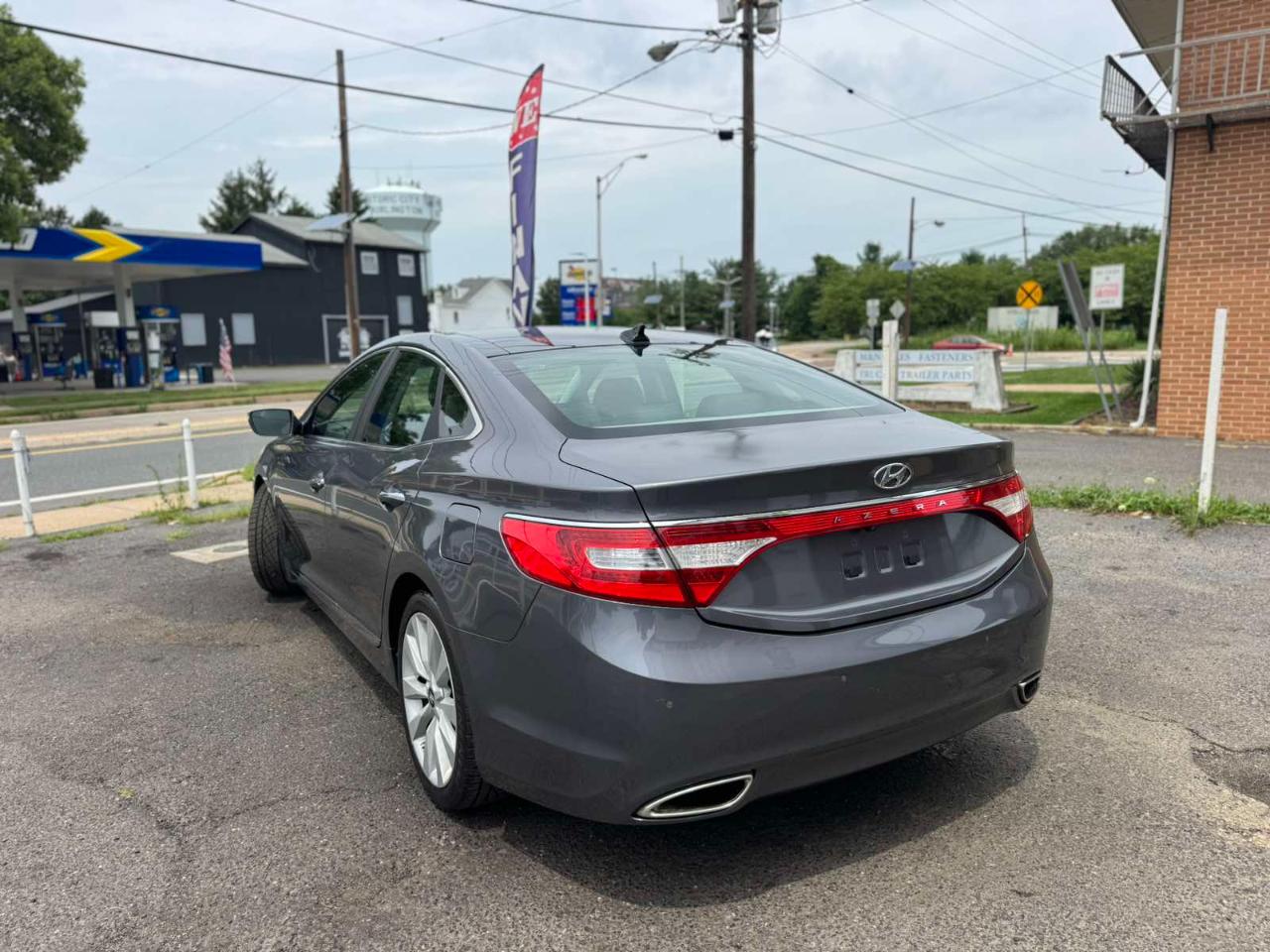 Hyundai Azera 4dr Sdn 2013