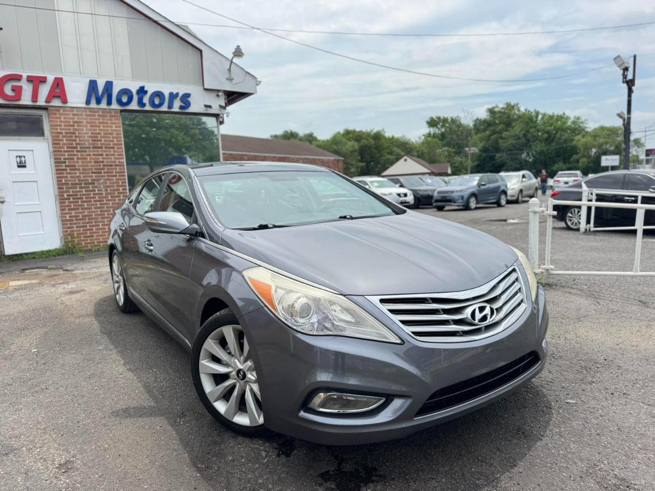 Hyundai Azera 4dr Sdn 2013