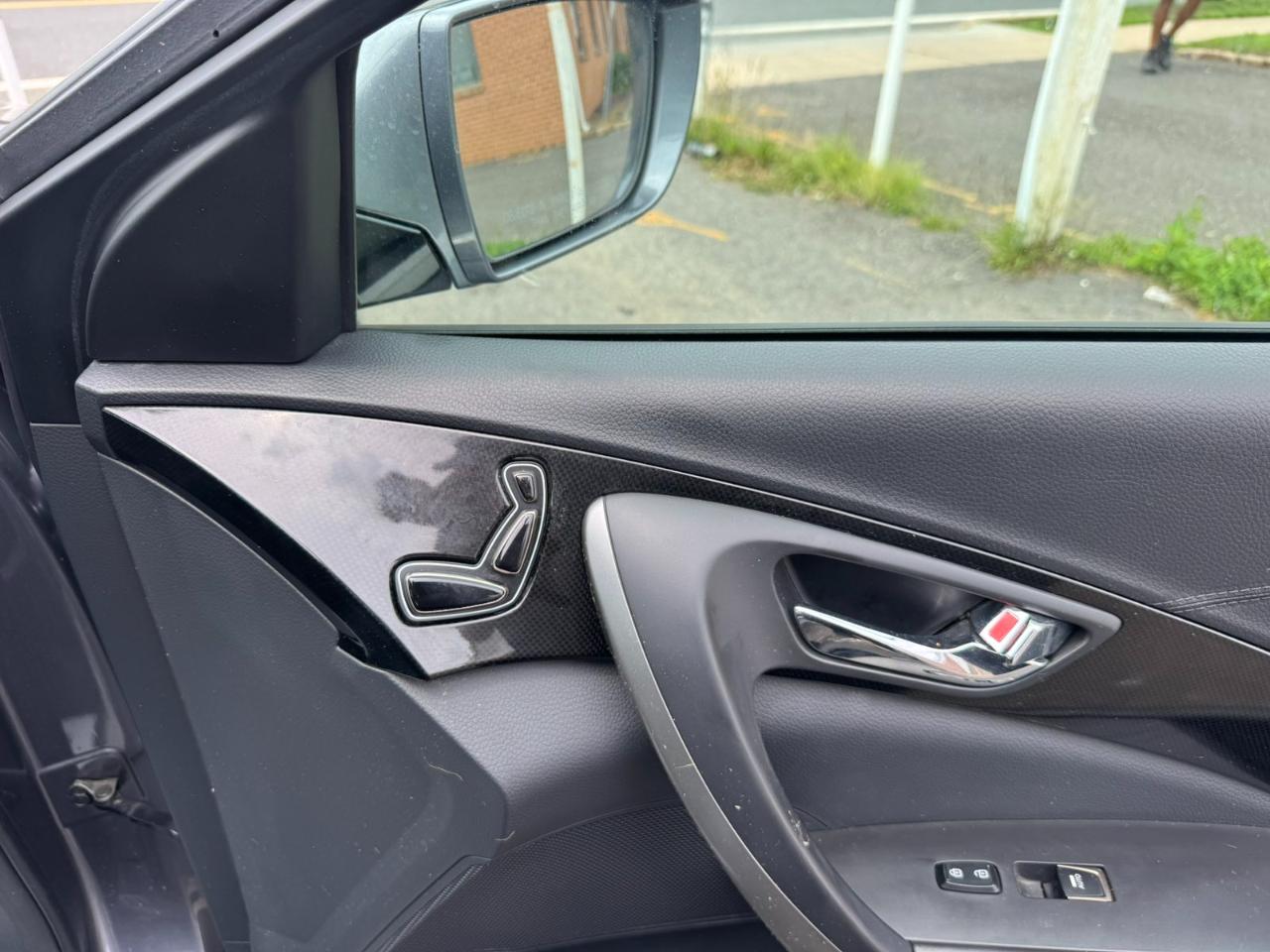 Hyundai Azera 4dr Sdn 2013