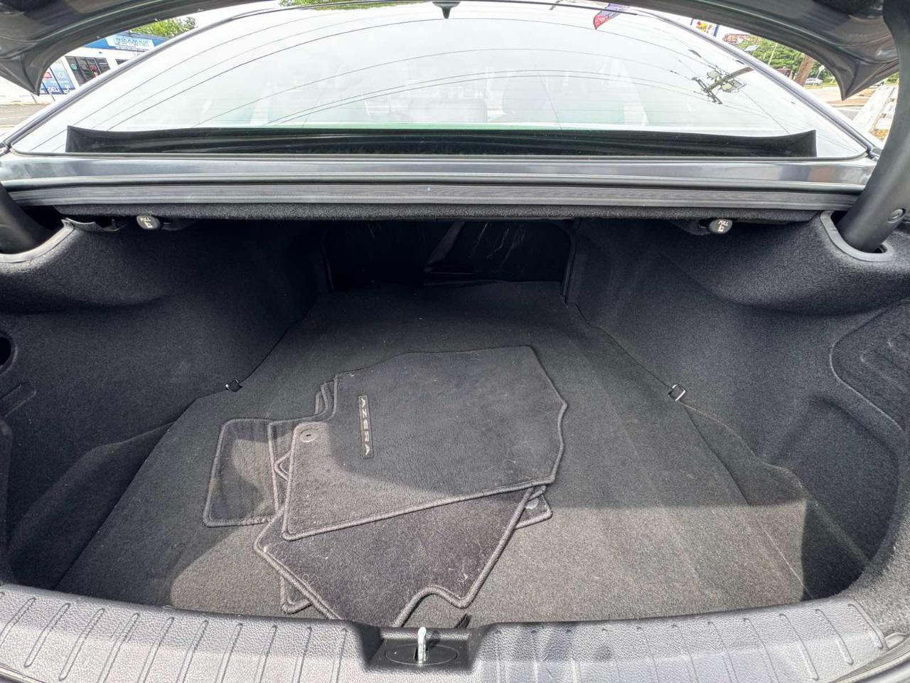 Hyundai Azera 4dr Sdn 2013