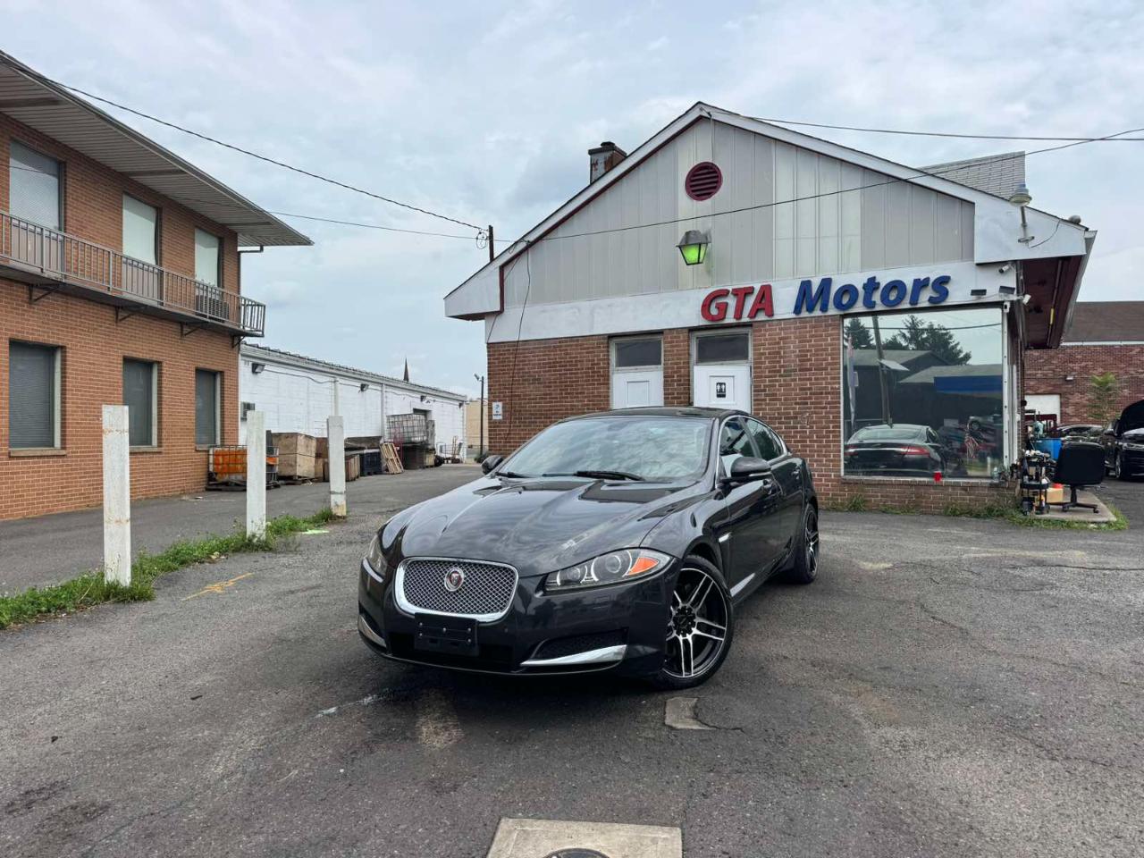 Jaguar XF 4dr Sdn V6 Sport AWD 2015