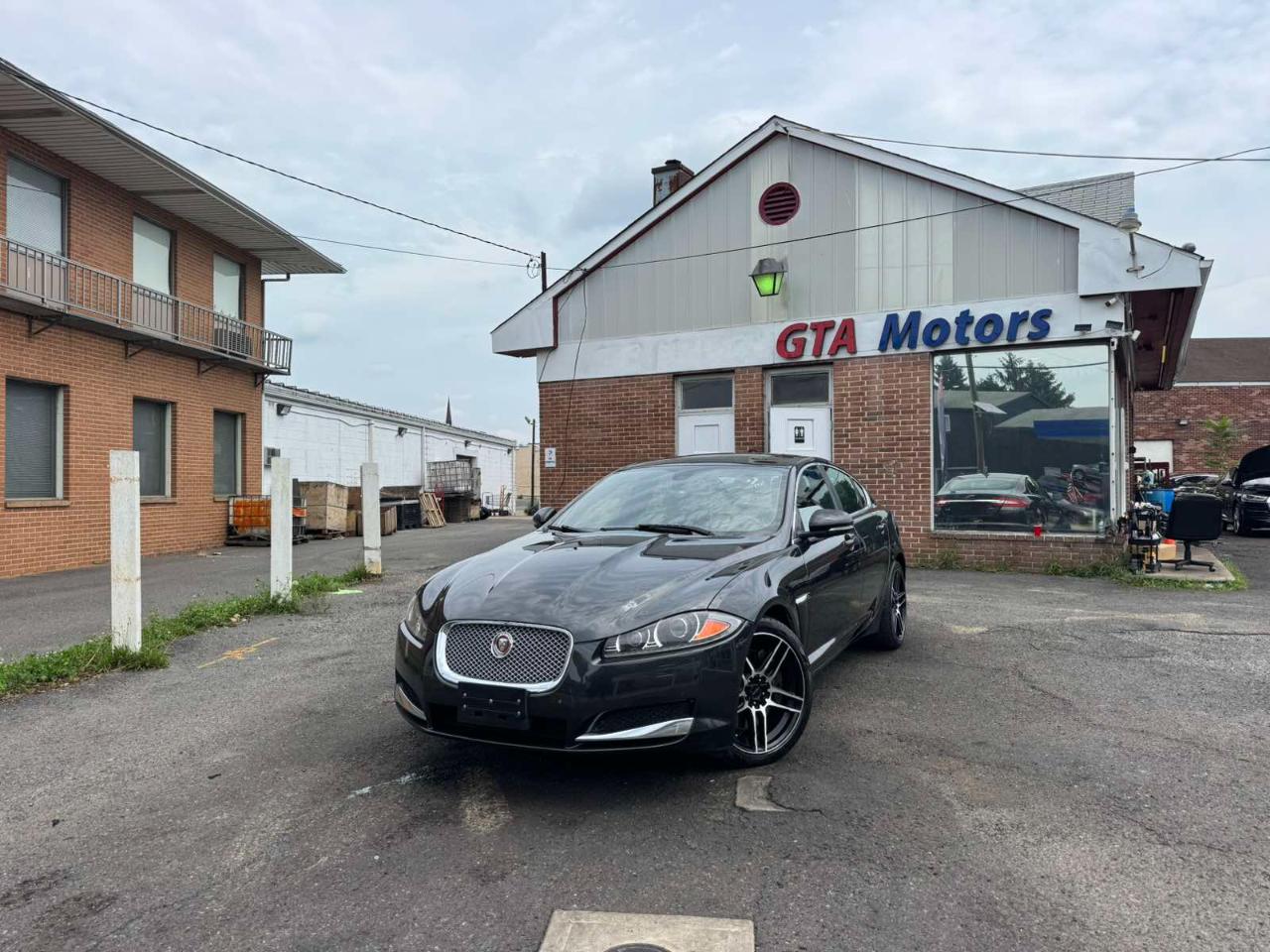 Jaguar XF 4dr Sdn V6 Sport AWD 2015