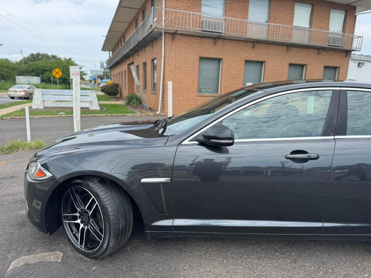 Jaguar XF 4dr Sdn V6 Sport AWD 2015