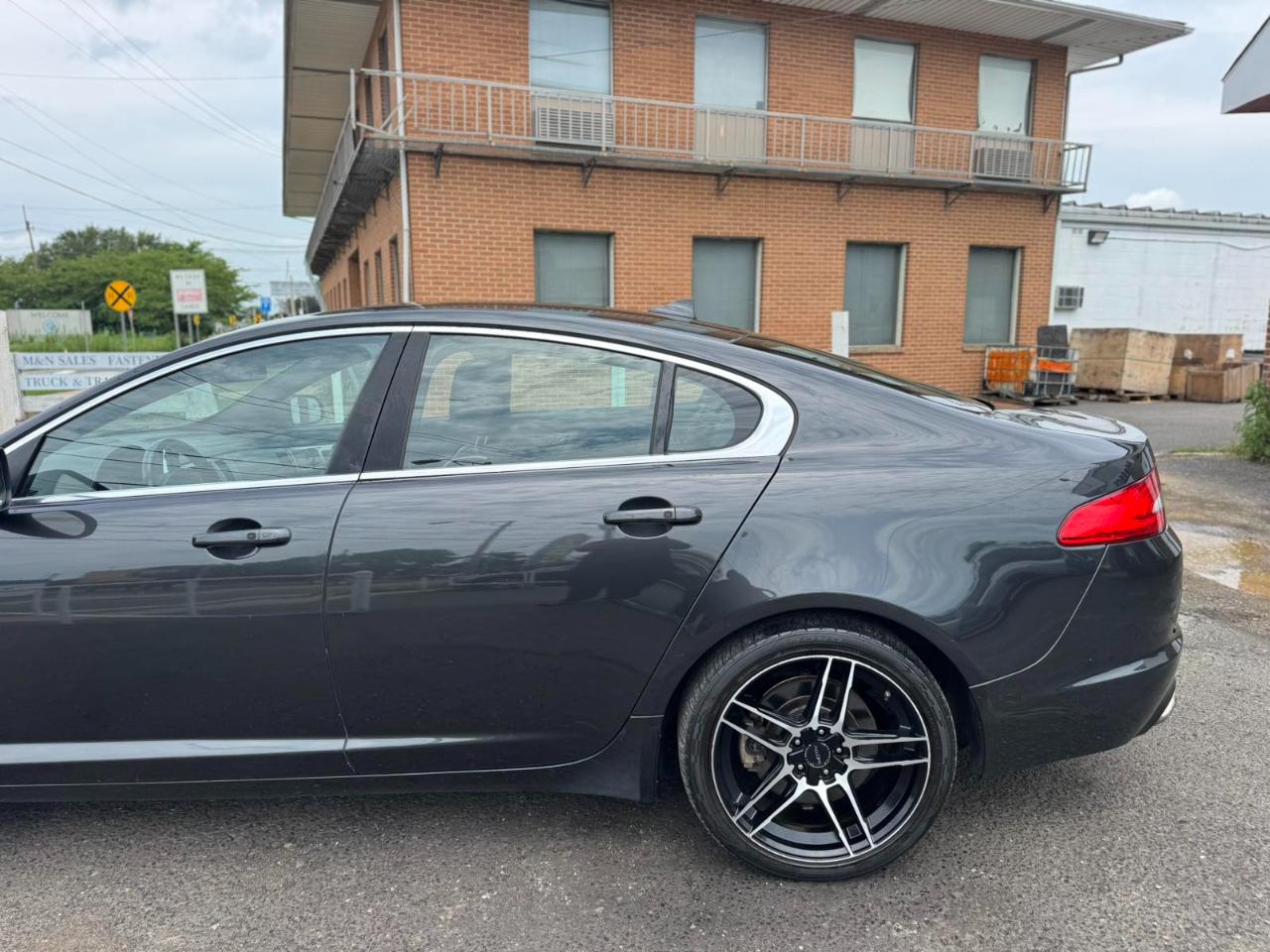Jaguar XF 4dr Sdn V6 Sport AWD 2015