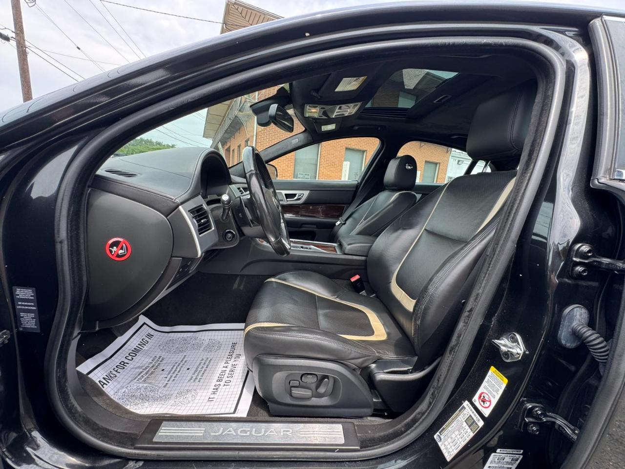 Jaguar XF 4dr Sdn V6 Sport AWD 2015