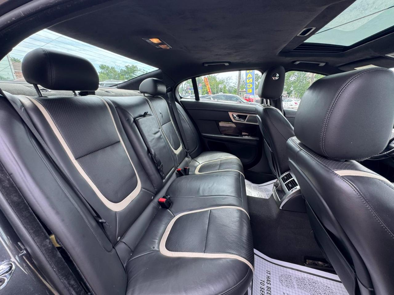 Jaguar XF 4dr Sdn V6 Sport AWD 2015