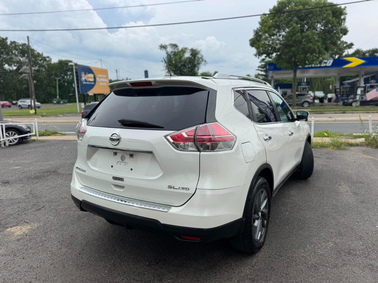 Nissan Rogue AWD 4dr SL 2016
